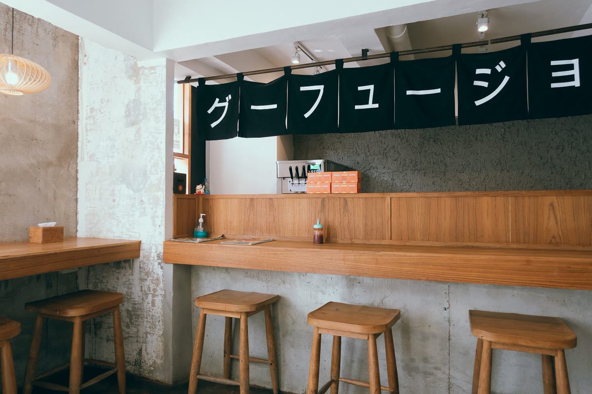 居酒屋の売上が原価・人件費・家賃を通って手元に残るまでの流れ